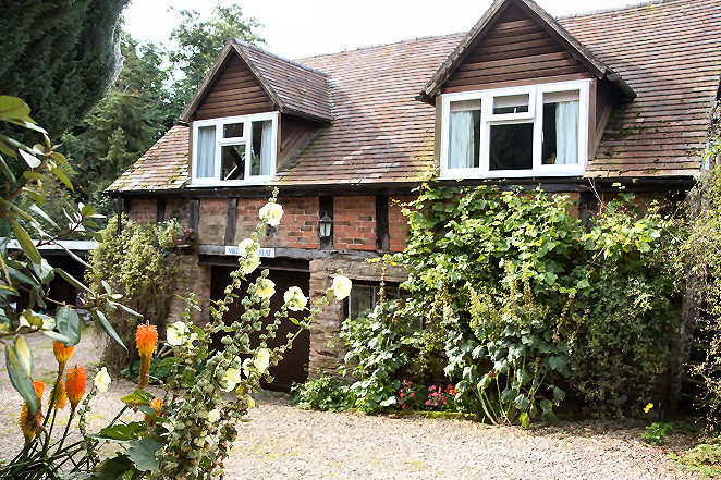 The Mill House Flat, Woonton Court Farm